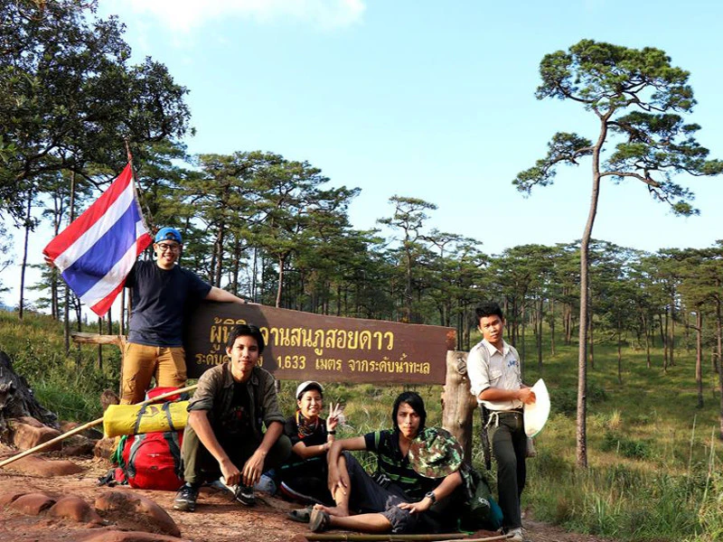 ผู้พิชิตลานสนภูสอยดาว