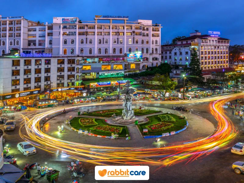 ที่เที่ยวเวียดนาม เมืองดาลัด ตลาดนัดกลางคืนดาลัด (Da Lat Night Market)