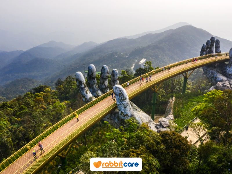 ที่เที่ยวเวียดนาม เมืองดานัง สะพานบนมือยักษ์ (Golden Bridge)