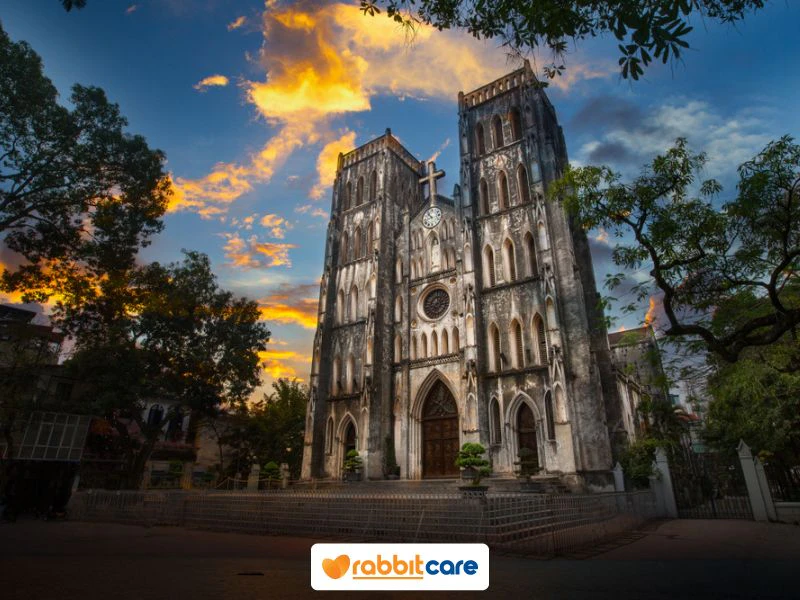ที่เที่ยวเวียดนาม กรุงฮานอย มหาวิหารเซนยอแชฟ (St. Joseph Cathedral)