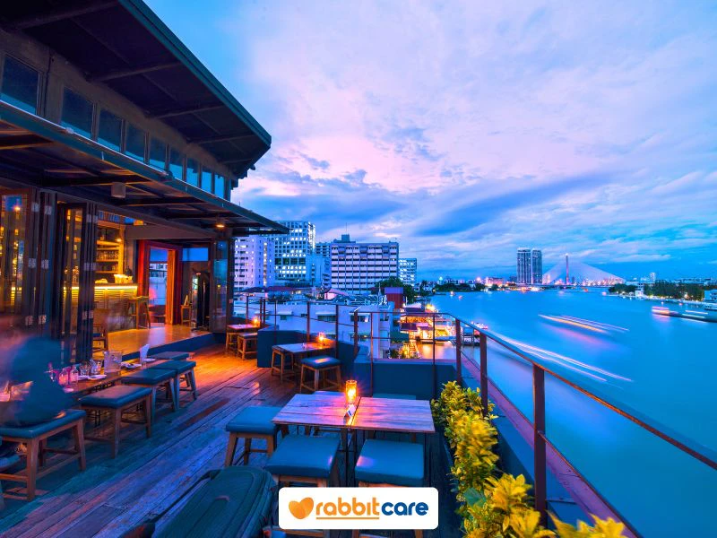 โรงแรม rooftop กรุงเทพ