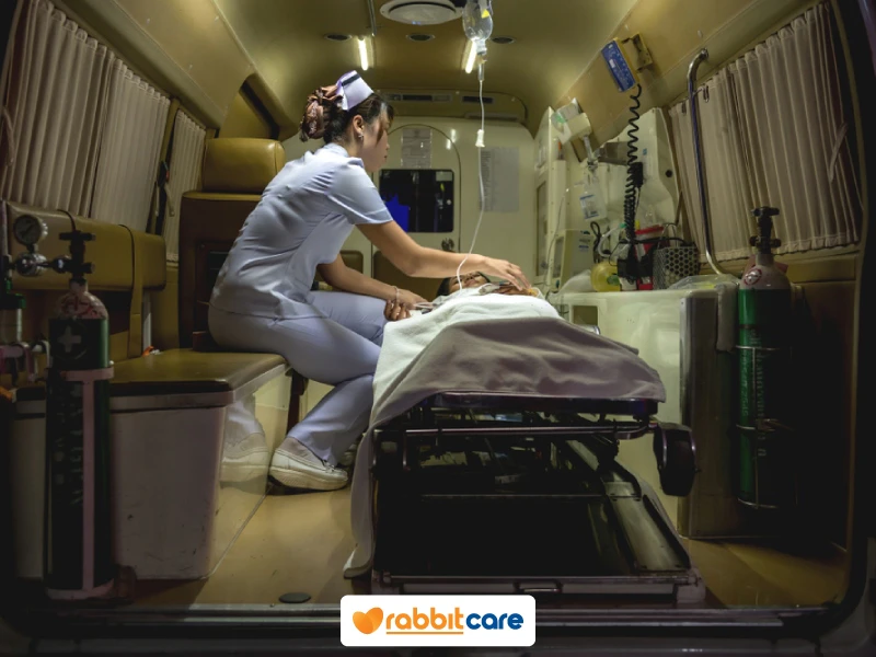 รถ ambulance